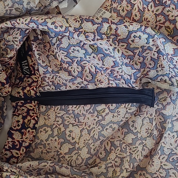 Zara Seashell Shirt - Picture 6 of 6